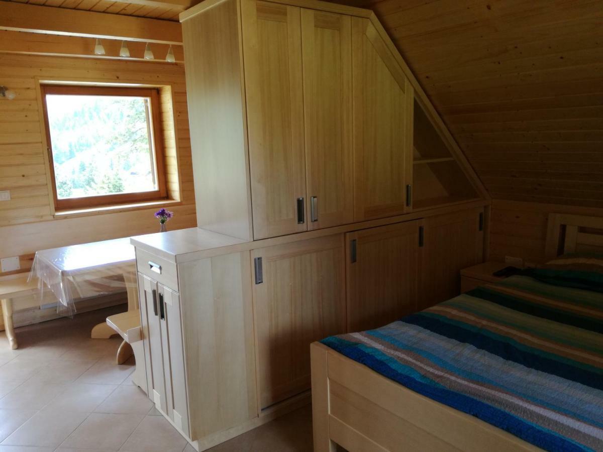 Apartmaji Vrhovnik Церклье-на-Гореньскем Экстерьер фото