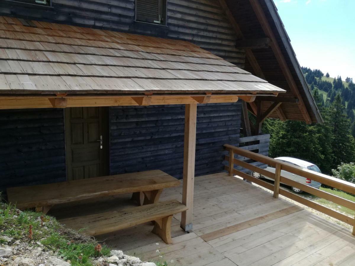 Apartmaji Vrhovnik Церклье-на-Гореньскем Экстерьер фото